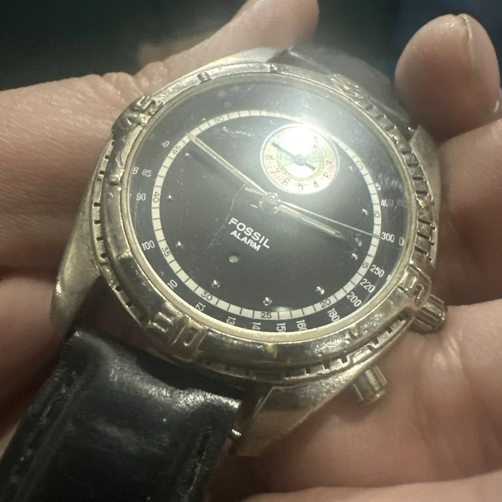 Fossil new battery